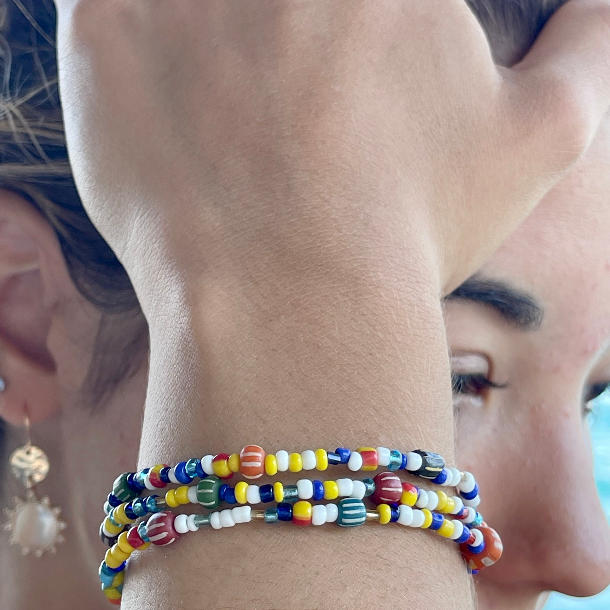 NEW! Trendy Beaded Bracelet in Italian Colors!